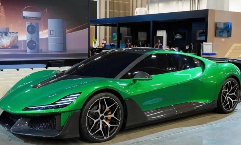 کوسمرا نبیولا ۱ معرفی شد؛ ابرخودرو شرکت چینی که جارو شارژی می‌سازد + ویدیو