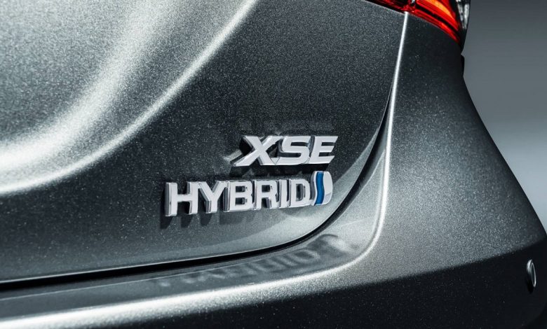 چرخش استراتژیک تویوتا برای تسخیر بازار خودروهای هیبریدی و عبور از تمام برقیها